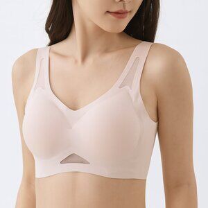 SHEIN Seamless Bra Size Medium Pink NWOT in Orig. Package